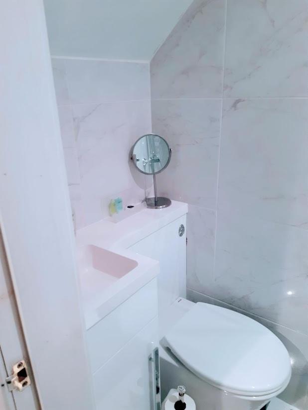 Cosy 3 Bedroom Home In Centre Of بروديك المظهر الخارجي الصورة